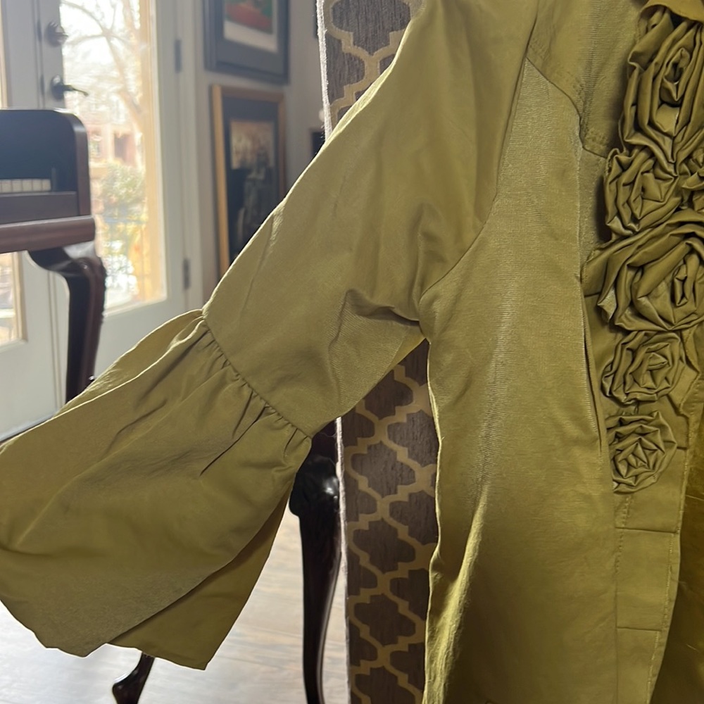 Yellow jacket size small Ryu - Picture 4 of 6